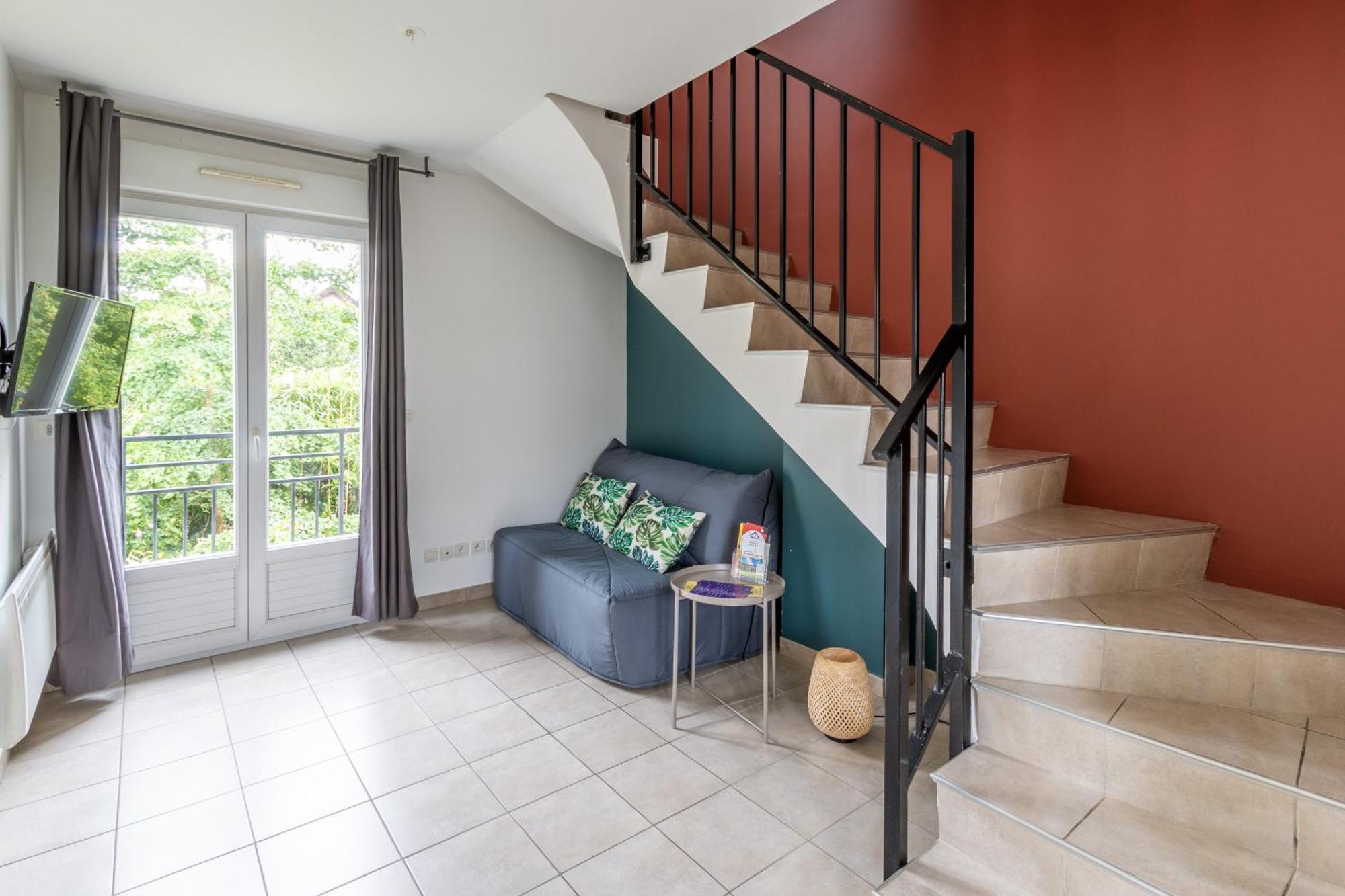 Апартаменты Le Duplex , Proche Gare Rer, Parking, Arrivee Autonome Палезо Экстерьер фото
